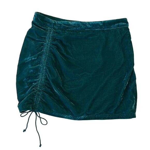 Free People Vivienne Velvet Mini Skirt Emerald Green size 4 - Picture 2 of 4